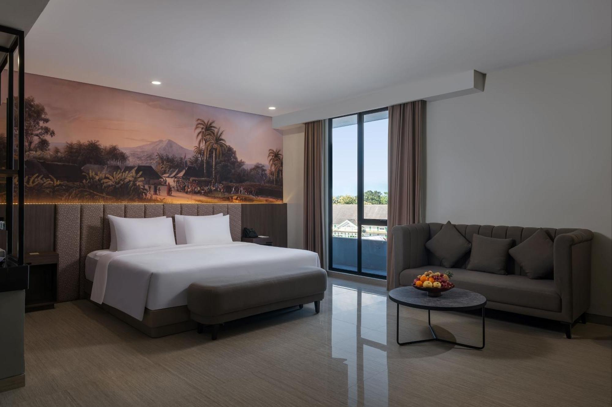 Hotel Santika Blitar Exterior foto